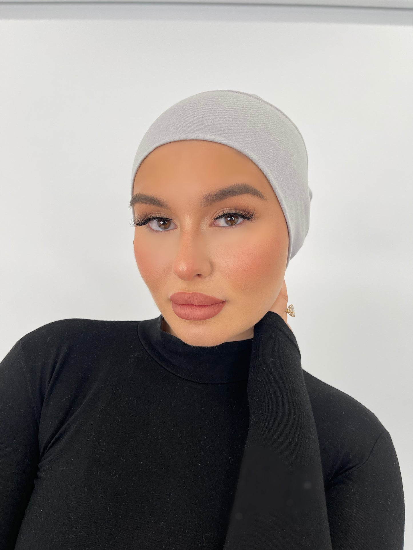 Gray Cap