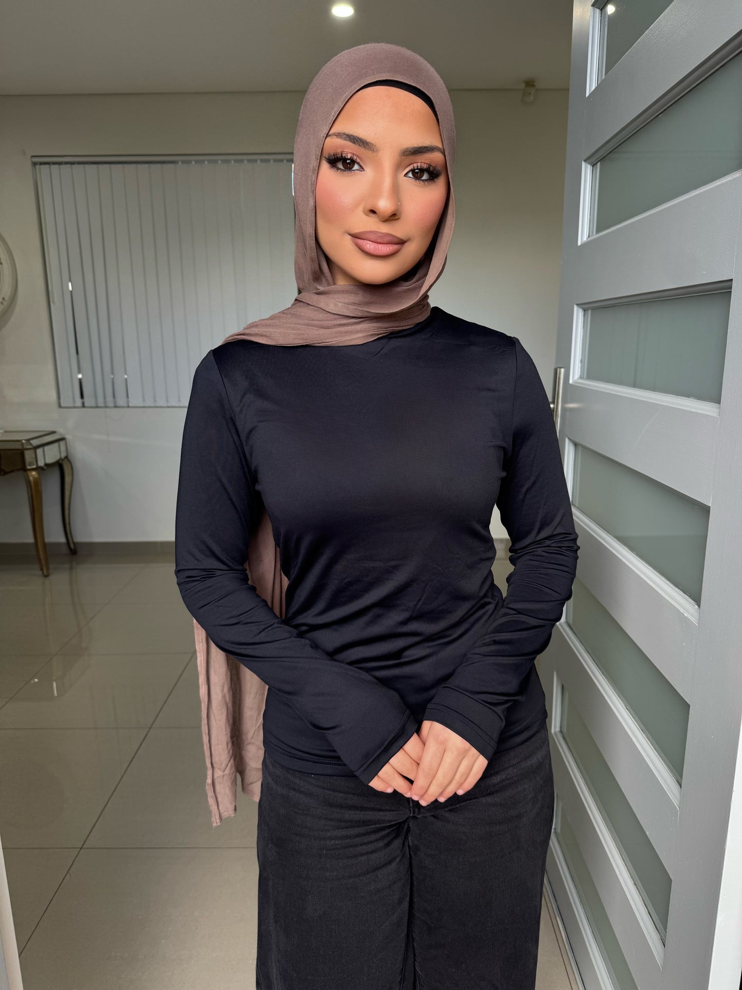 Long sleeve body top