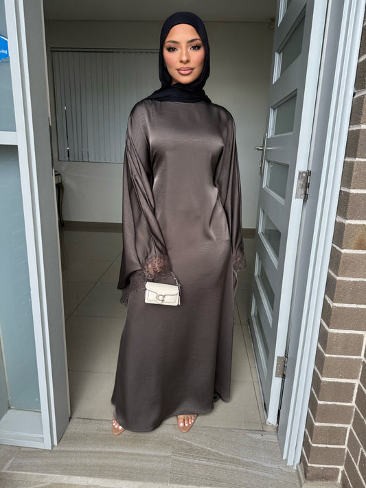 Selene Butterfly Abaya