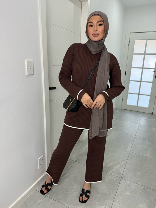 Hajar Set
