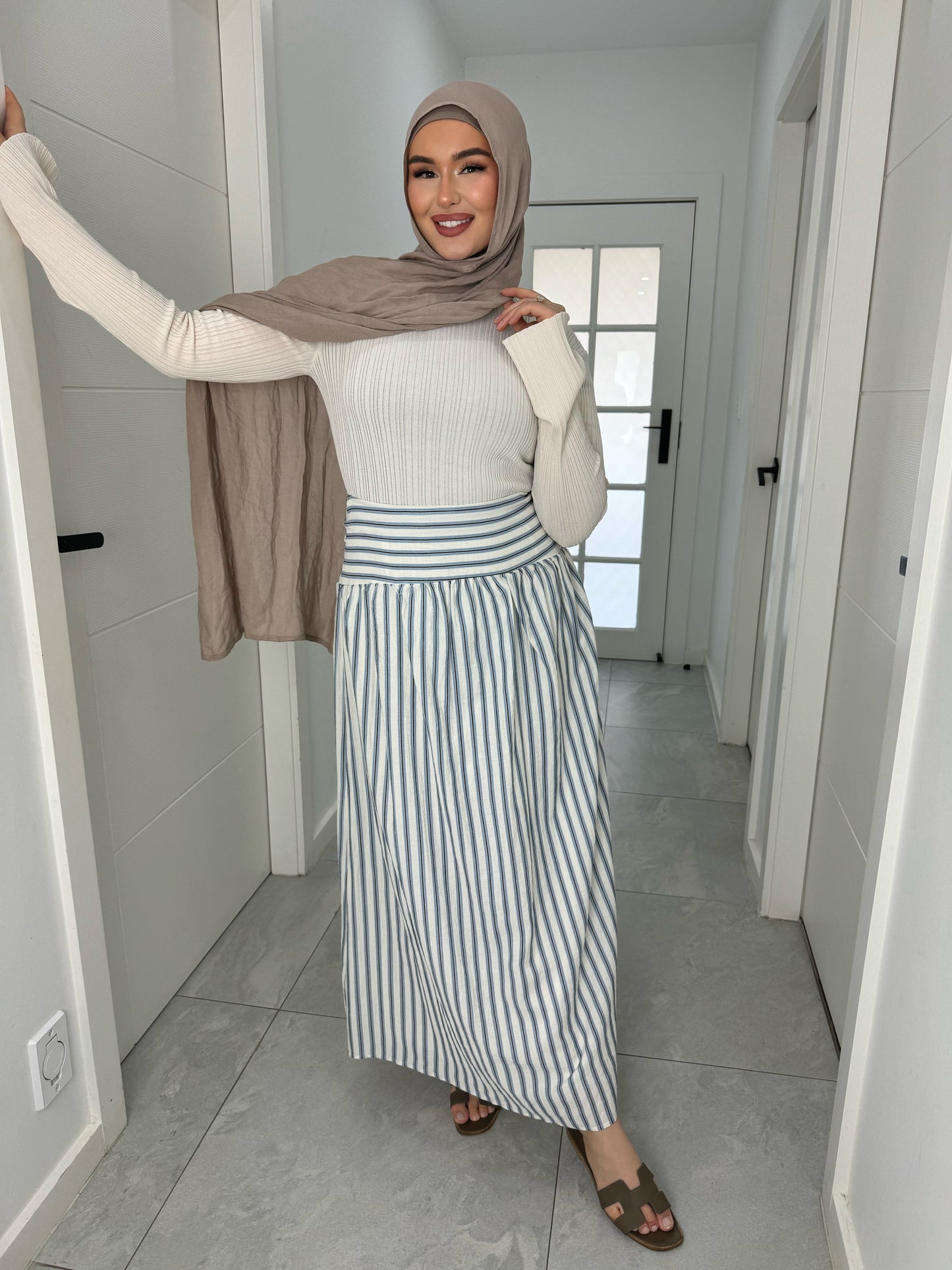 Darine Skirt