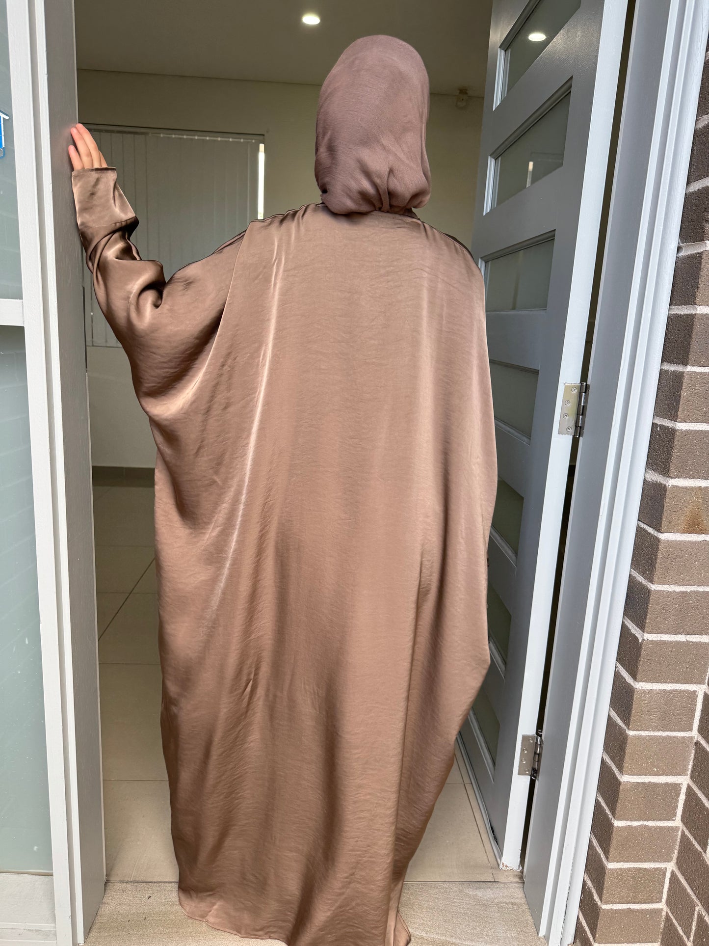 Hanah Satin Cape